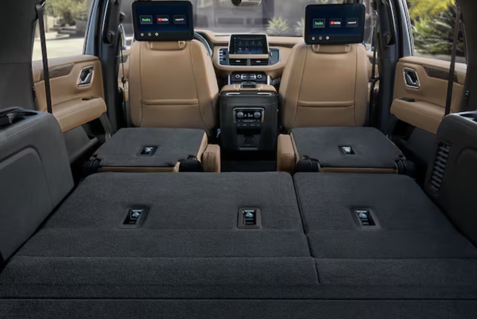 2024 Chevrolet Suburban vs. 2024 Ford Expedition Which SUV Reigns